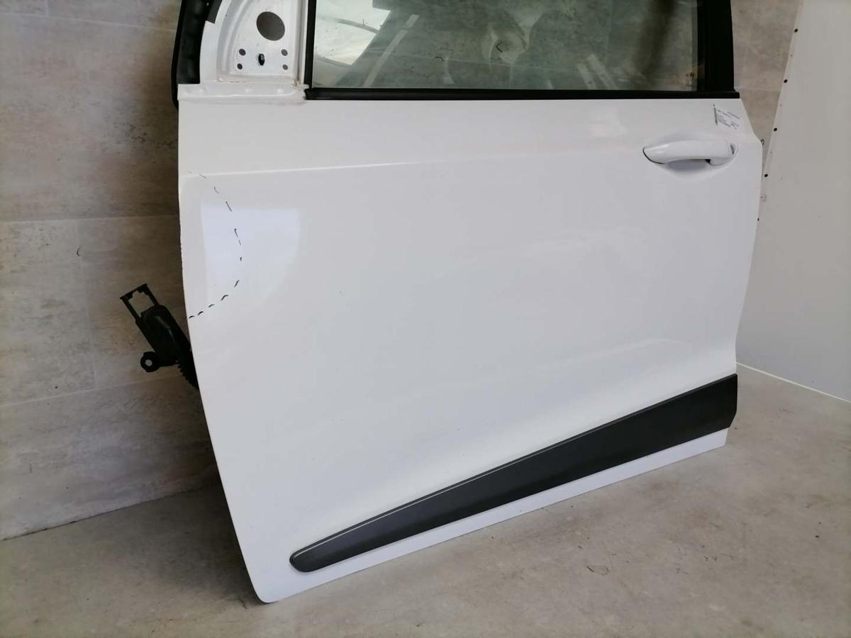 Hyundai I10 IA Bj.2016 original T&uuml;r vorn links Polarweiss BMS besch&auml;digt